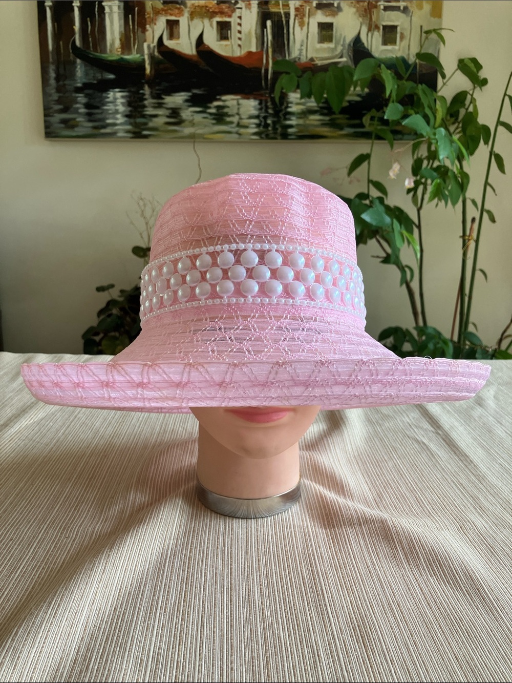 Light Pink Wide-Brim Hat with Pearl Band